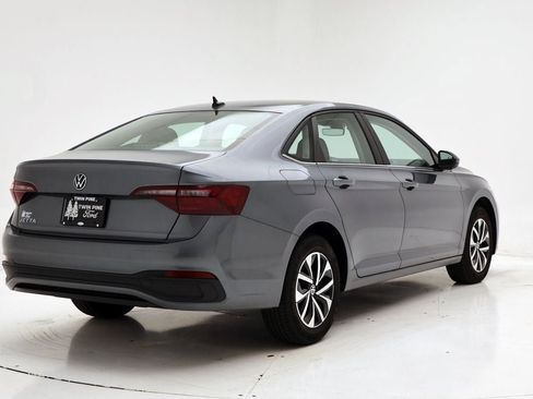 Used 2024 Volkswagen Jetta S image 9
