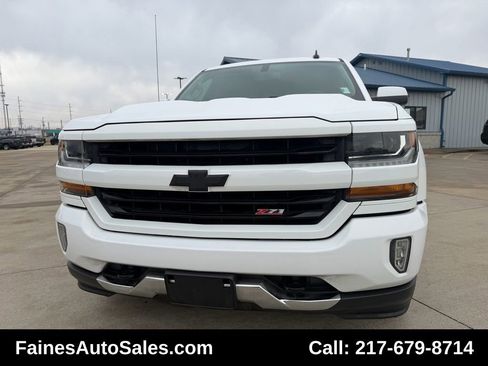 Used 2018 Chevrolet Silverado 1500 LT w/ All Star Edition image 34