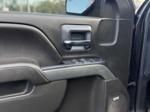 Used 2018 Chevrolet Silverado 1500 LT w/ All Star Edition image 11