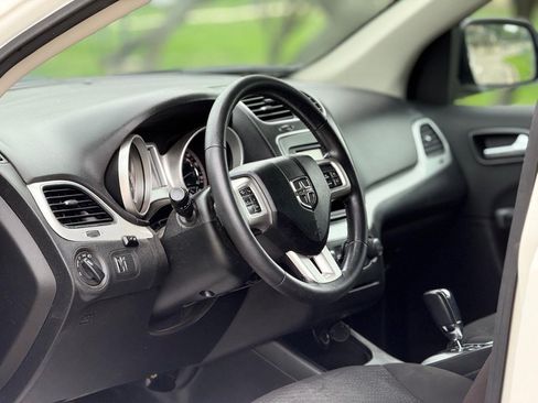 Used 2018 Dodge Journey SE w/ Popular Equipment Group FWD image 26