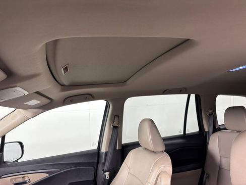 Used 2016 Honda Pilot EX-L image 11