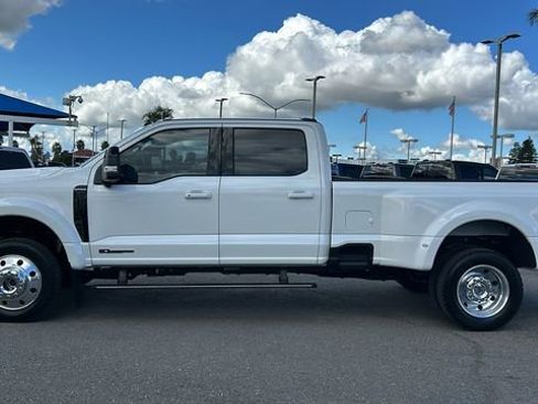 Certified 2025 Ford F450 Platinum w/ FX4 Off-Road Package image 7