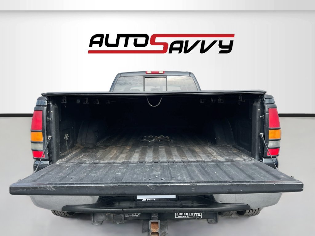 Used 2004 Chevrolet Silverado 3500 LT w/ Heavy-Duty Power Package AWD/4WD image 24