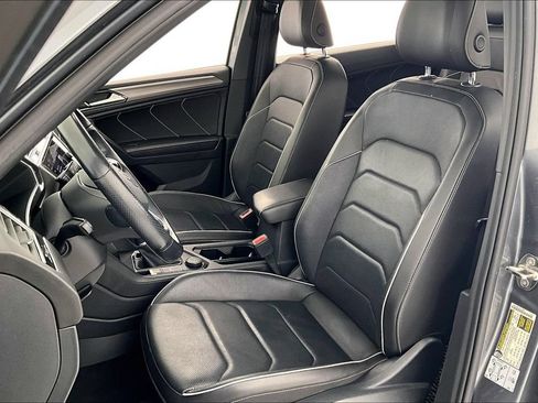 Used 2022 Volkswagen Tiguan SEL R-Line AWD/4WD image 33