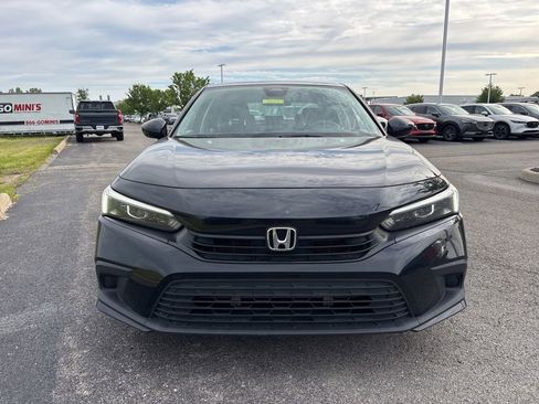 Used 2023 Honda Civic LX image 2