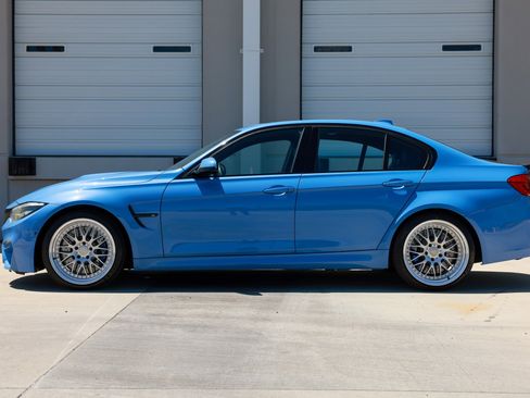 Used 2018 BMW M3 w/ Competition Package RWD image 4
