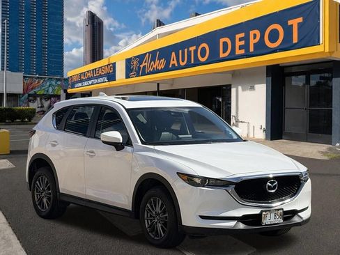 Used 2017 MAZDA CX-5 Touring w/ Preferred Equipment Package FWD image 6