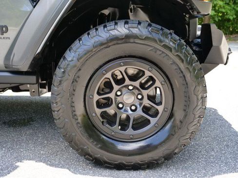 Used 2023 Jeep Wrangler Unlimited Sport AWD/4WD image 10