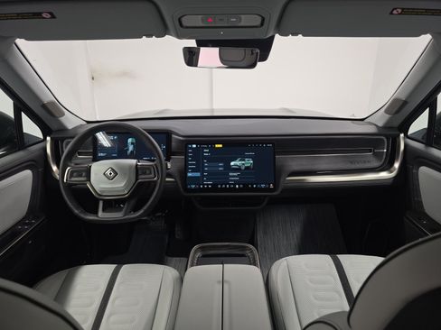 Used 2025 Rivian R1S Adventure AWD/4WD image 27