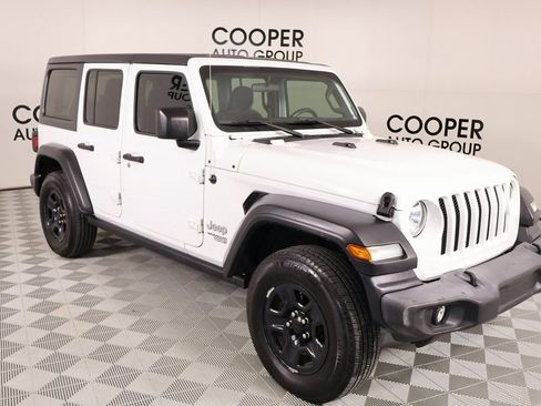 Used 2020 Jeep Wrangler Unlimited Sport image 1