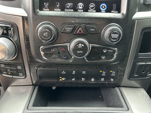 Used 2016 RAM 1500 Limited AWD/4WD image 17