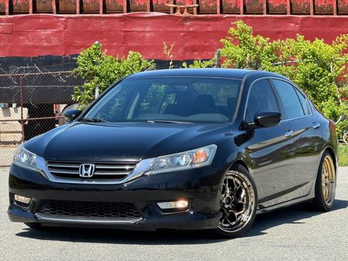 Used 2015 Honda Accord Sport image 1