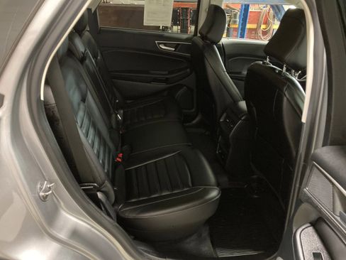 Used 2022 Ford Edge SEL w/ Convenience Package AWD/4WD image 8