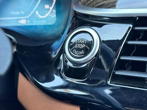 Used 2023 BMW 530e image 15