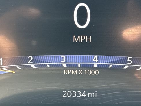 Used 2023 Jeep Grand Cherokee Altitude RWD image 27