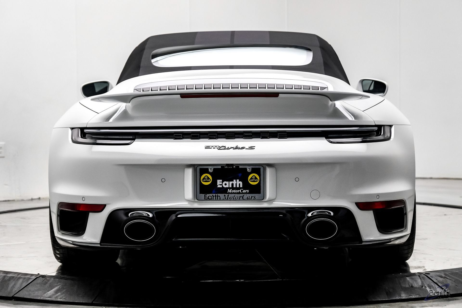 Used 2024 Porsche 911 Turbo S AWD/4WD image 16