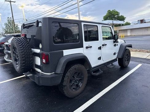 Used 2018 Jeep Wrangler Unlimited Sport AWD/4WD image 4