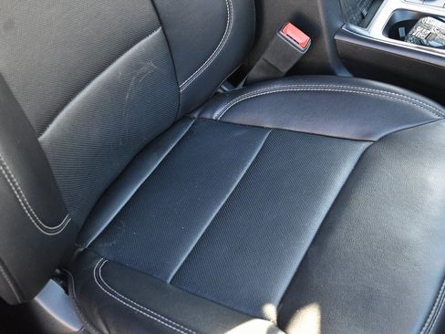 Used 2024 Ford Explorer Limited image 24