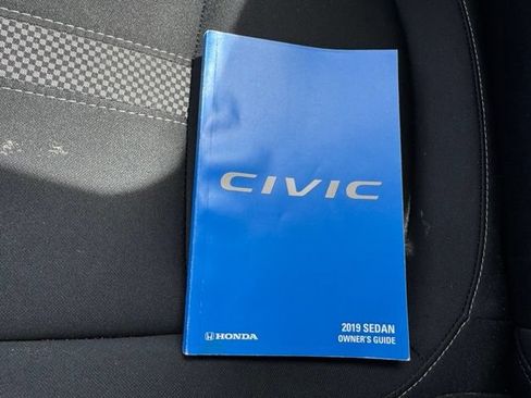 Used 2019 Honda Civic EX image 22