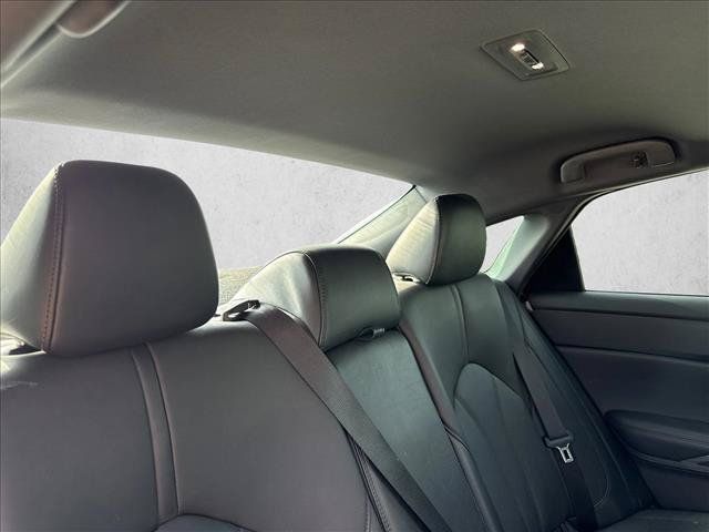 Used 2019 Toyota Avalon XLE w/ Moonroof Package FWD image 13