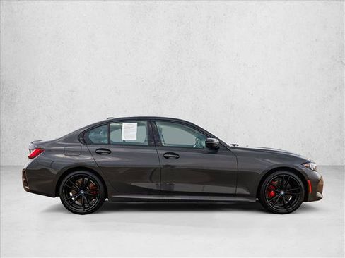 Used 2023 BMW 330i xDrive Sedan w/ M Sport Package AWD/4WD image 4