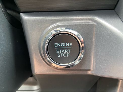 Used 2025 Ford F150 XLT w/ Equipment Group 303A High AWD/4WD image 41