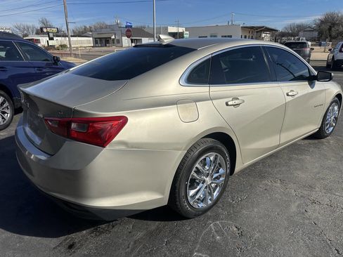 Used 2016 Chevrolet Malibu LT image 6
