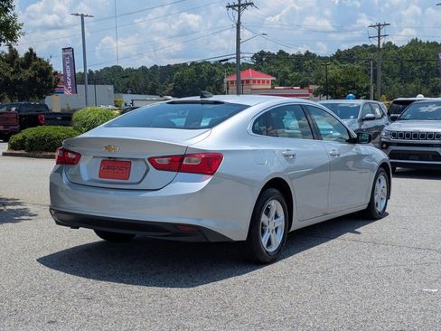 Used 2020 Chevrolet Malibu LS FWD image 8