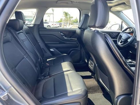 Used 2022 Lincoln Corsair Reserve w/ Luxury Package FWD image 28