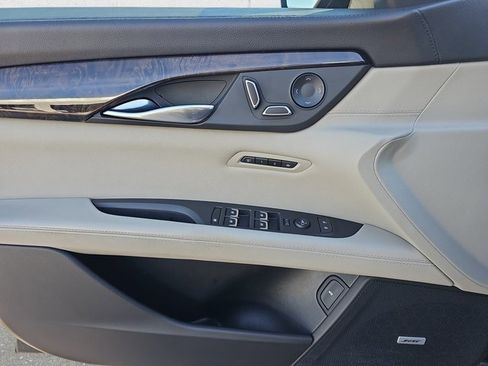 Used 2018 Cadillac CT6 Luxury image 26