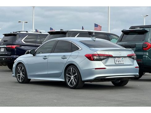 Used 2023 Honda Civic Touring image 6