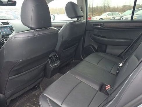 Used 2018 Subaru Outback 3.6R Limited image 8