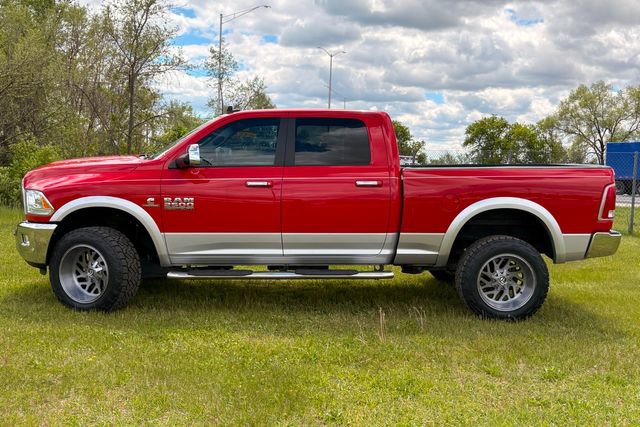 Used 2016 RAM 2500 Laramie w/ Convenience Group AWD/4WD image 2