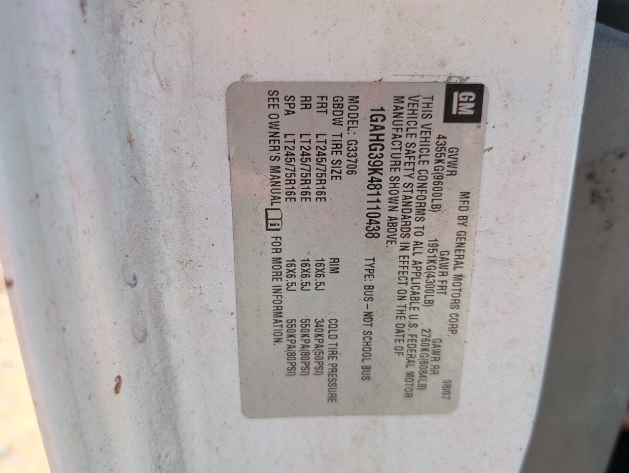 Used 2008 Chevrolet Express 3500 Extended Passenger w/ LT Preferred Equipment Group RWD image 42