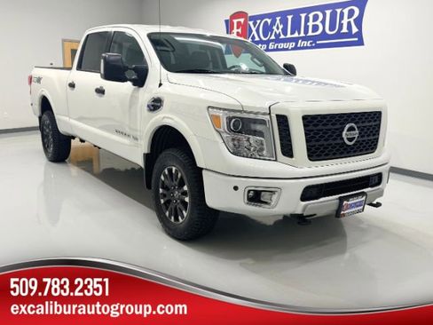 Used 2016 Nissan Titan PRO-4X image 1