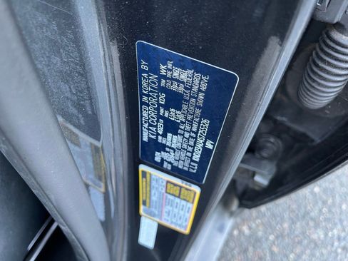 Used 2025 Kia Soul LX w/ LX Technology Package image 9