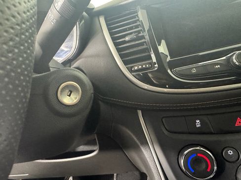 Used 2018 Chevrolet Trax LS image 16