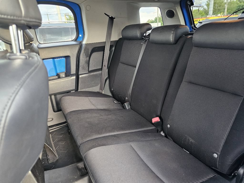 Used 2007 Toyota FJ Cruiser 4WD w/ Upgrade Pkg 1 image 34
