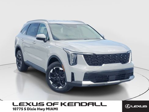 Used 2025 Kia Sorento S FWD image 1