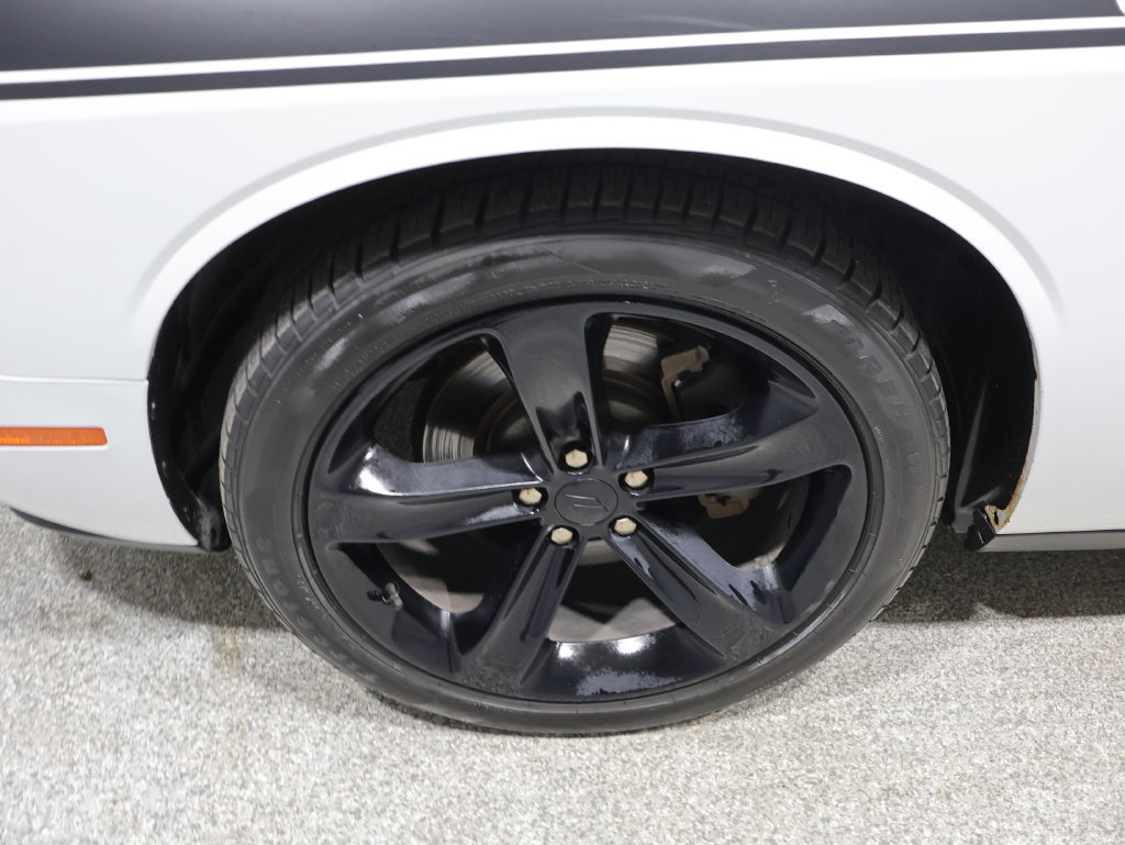 Used 2017 Dodge Challenger R/T w/ Sound Group RWD image 10