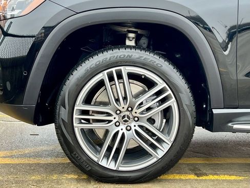 Certified 2026 Mercedes-Benz GLS 450 GLS 450 image 8