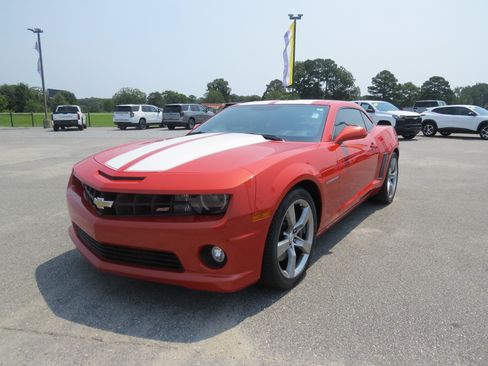 Used 2011 Chevrolet Camaro SS w/ RS Package RWD image 5