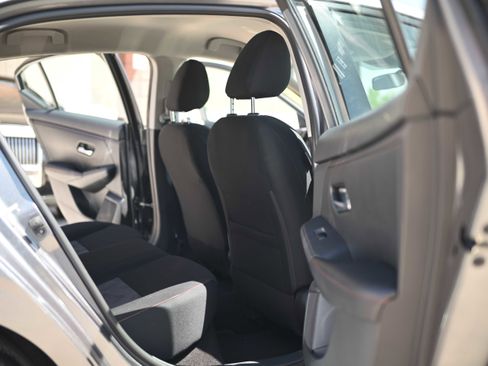 Used 2025 Nissan Sentra SR FWD image 10