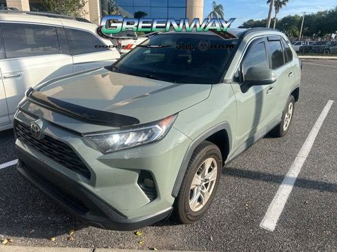 Used 2021 Toyota RAV4 XLE FWD image 1