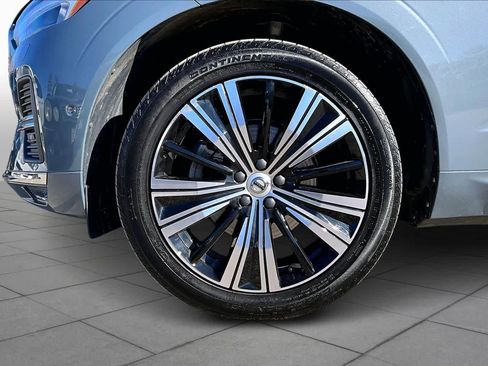 Used 2023 Volvo XC60 B5 Plus w/ Climate Package image 11
