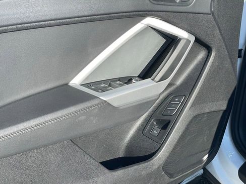 Used 2024 Audi Q3 2.0T Premium image 12