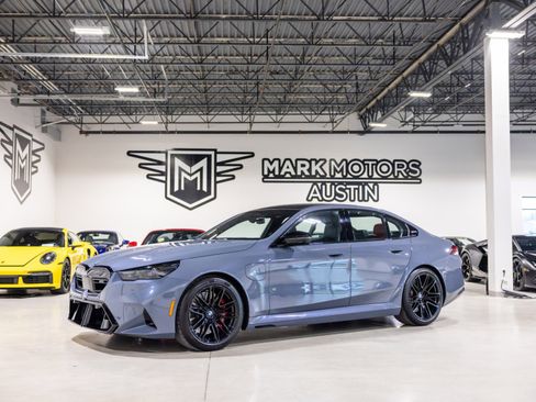 Used 2026 BMW M5 w/ Executive Package AWD/4WD image 1