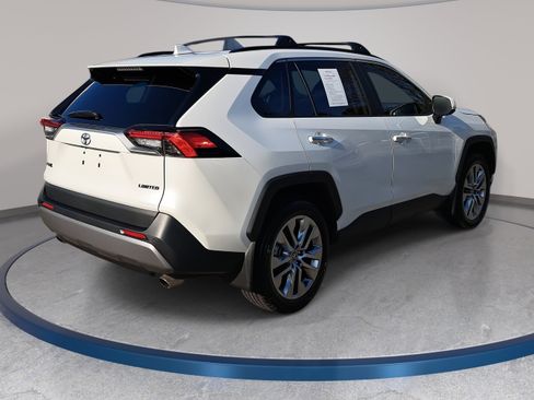 Used 2024 Toyota RAV4 Limited w/ Advanced Technology Package image 5