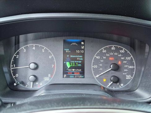 Used 2024 Toyota Corolla Cross LE FWD image 10