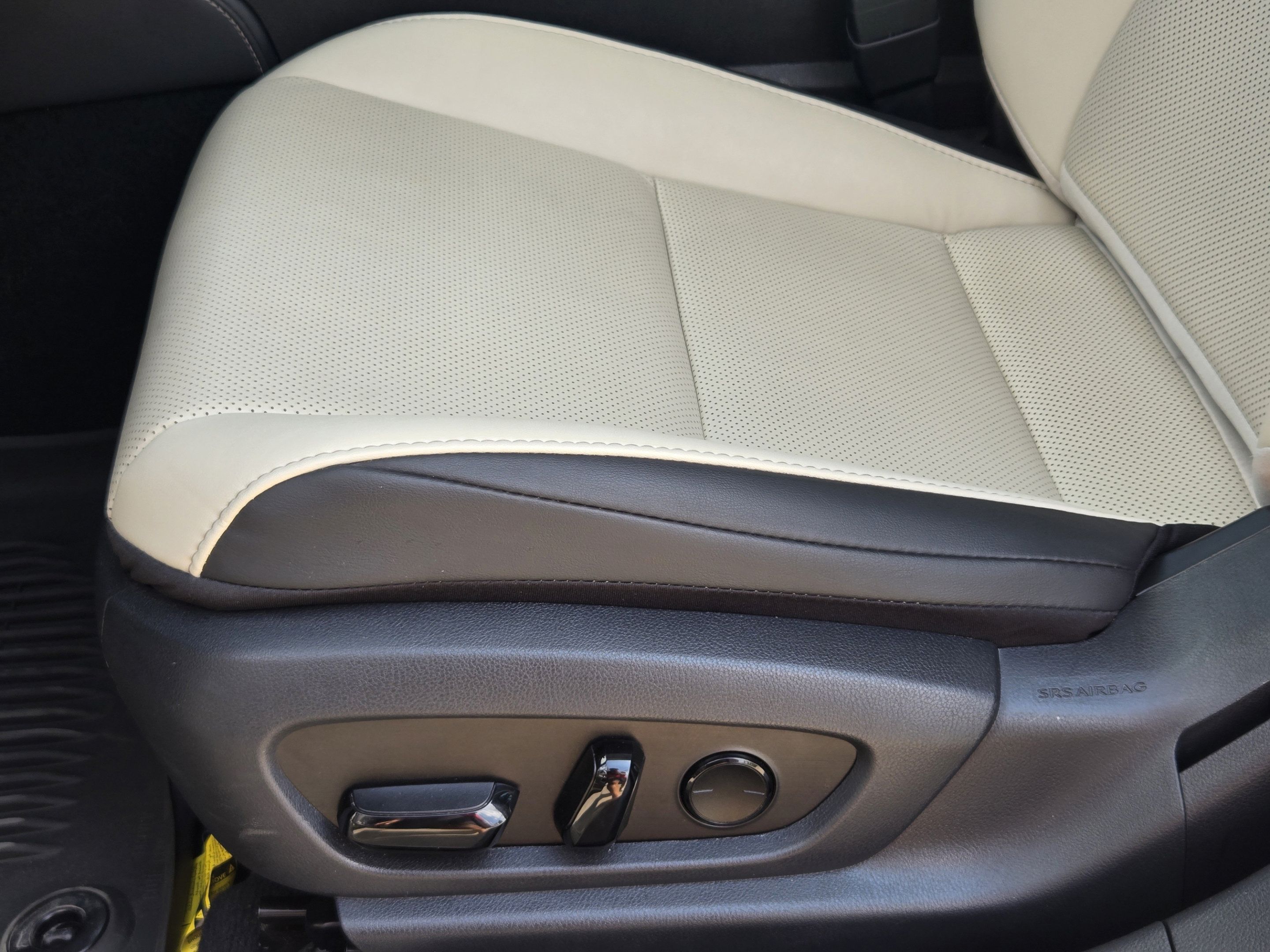 Certified 2025 Lexus ES 350 w/ Premium Package FWD image 22